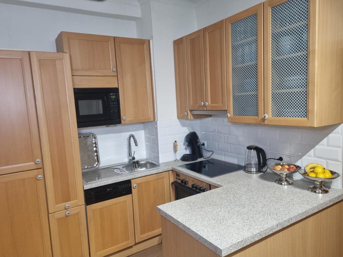 Villa With Private Sauna And Jacuzzi, 8 Min From Schloss Schoebrunn Виена Екстериор снимка